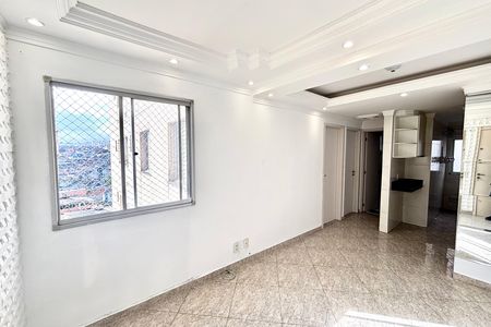 Sala de apartamento para alugar com 2 quartos, 41m² em Vila Lourdes, Ferraz de Vasconcelos