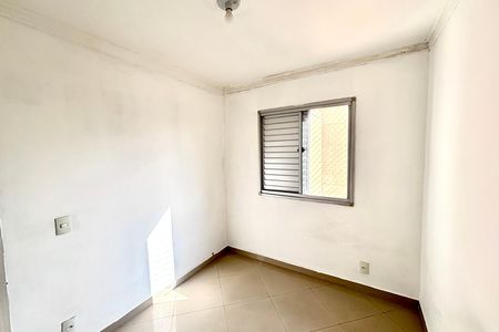 Quarto 1 de apartamento para alugar com 2 quartos, 41m² em Vila Lourdes, Ferraz de Vasconcelos