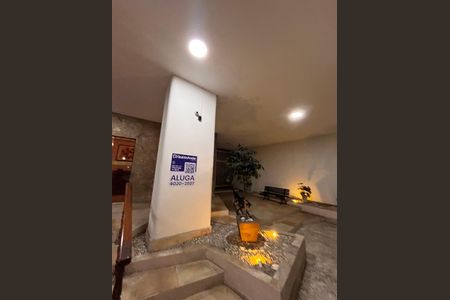 Placa  de apartamento para alugar com 2 quartos, 90m² em Copacabana, Rio de Janeiro