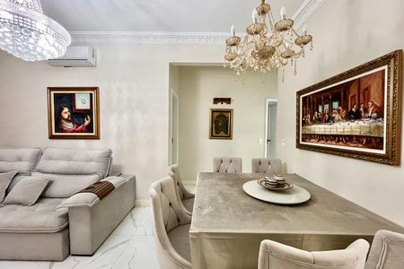 Sala  de apartamento para alugar com 2 quartos, 90m² em Copacabana, Rio de Janeiro