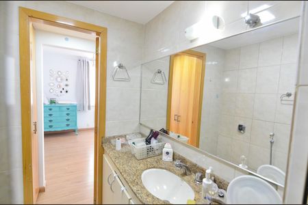 Apartamento à venda com 86m², 3 quartos e 1 vagaBanheiro da Suíte