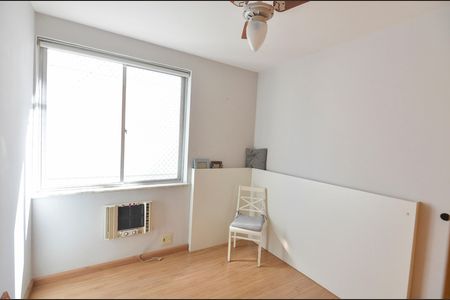 Apartamento à venda com 86m², 3 quartos e 1 vagaQuarto 2