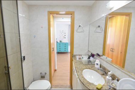 Apartamento à venda com 86m², 3 quartos e 1 vagaBanheiro da Suíte