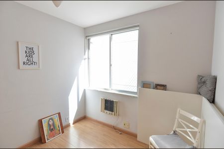 Apartamento à venda com 86m², 3 quartos e 1 vagaQuarto 2