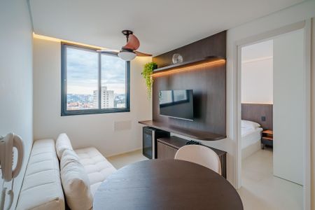 Sala de kitnet/studio para alugar com 1 quarto, 33m² em Butantã, São Paulo
