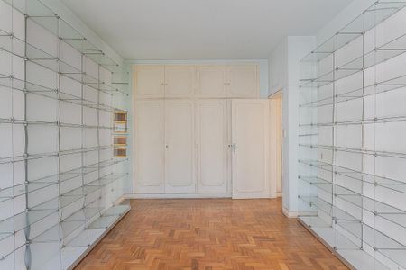 Apartamento à venda com 156m², 3 quartos e sem vaga Apartamento à venda com 156m², 3 quartos e sem vagaQuarto 3
