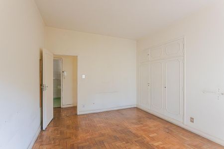Apartamento à venda com 156m², 3 quartos e sem vaga Apartamento à venda com 156m², 3 quartos e sem vagaQuarto 2