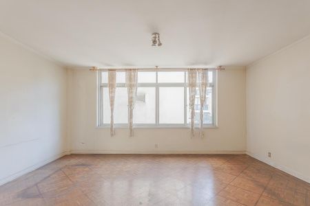 Apartamento à venda com 156m², 3 quartos e sem vaga Apartamento à venda com 156m², 3 quartos e sem vagaSala
