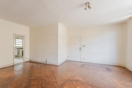 Apartamento à venda com 156m², 3 quartos e sem vaga Apartamento à venda com 156m², 3 quartos e sem vagaSala