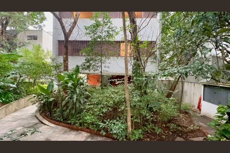 Entrada de apartamento à venda com 2 quartos, 77m² em Jardim das Bandeiras, São Paulo