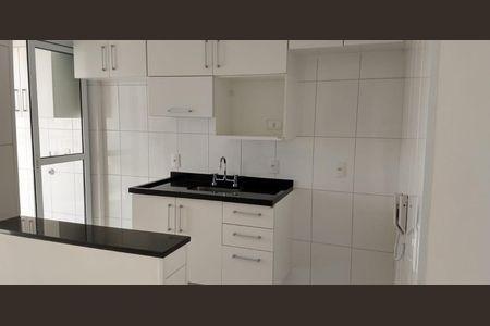 Apartamento para alugar com 69m², 2 quartos e 2 vagasCozinha