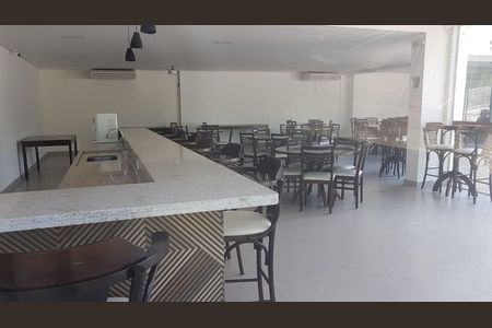Apartamento para alugar com 69m², 2 quartos e 2 vagasÁrea externa