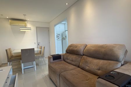 Apartamento para alugar com 70m², 2 quartos e 1 vagaSala