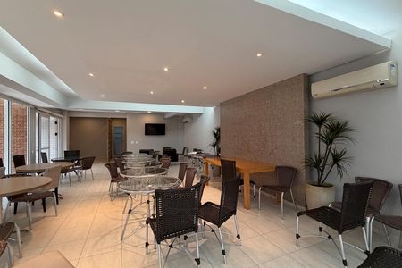 Apartamento para alugar com 70m², 2 quartos e 1 vagaÁrea comum - Salão de festas