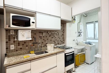 Apartamento para alugar com 70m², 2 quartos e 1 vagaCozinha e Área de Serviço