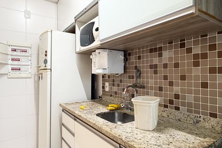 Apartamento para alugar com 70m², 2 quartos e 1 vagaCozinha e Área de Serviço