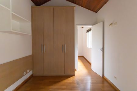 Casa de condomínio para alugar com 550m², 4 quartos e 2 vagas Casa de condomínio para alugar com 550m², 4 quartos e 2 vagasQuarto 3 - Suíte