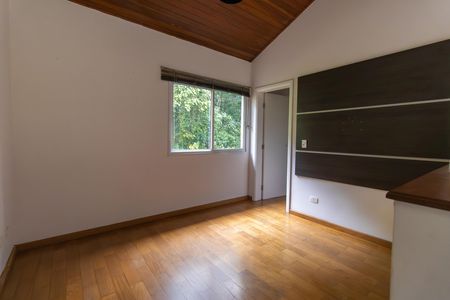 Casa de condomínio para alugar com 550m², 4 quartos e 2 vagas Casa de condomínio para alugar com 550m², 4 quartos e 2 vagasEspaço andar superior