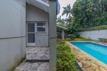Casa de condomínio para alugar com 550m², 4 quartos e 2 vagas Casa de condomínio para alugar com 550m², 4 quartos e 2 vagasÁrea externa