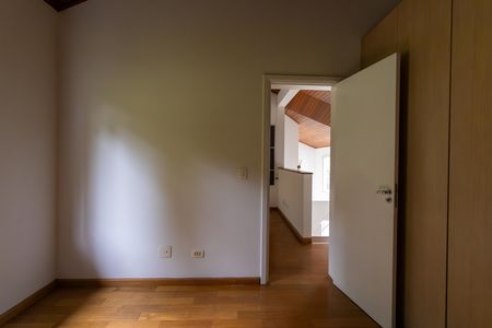 Casa de condomínio para alugar com 550m², 4 quartos e 2 vagas Casa de condomínio para alugar com 550m², 4 quartos e 2 vagasQuarto 1