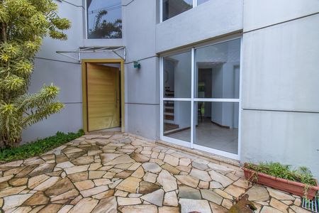 Casa de condomínio para alugar com 550m², 4 quartos e 2 vagas Casa de condomínio para alugar com 550m², 4 quartos e 2 vagasQuintal