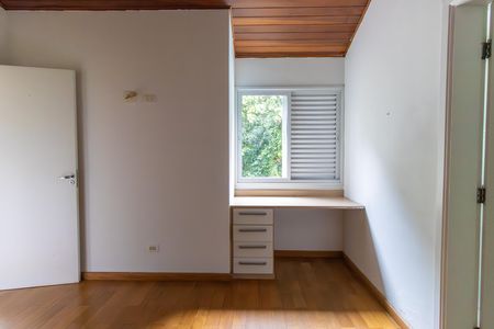 Casa de condomínio para alugar com 550m², 4 quartos e 2 vagas Casa de condomínio para alugar com 550m², 4 quartos e 2 vagasQuarto 3 - Suíte
