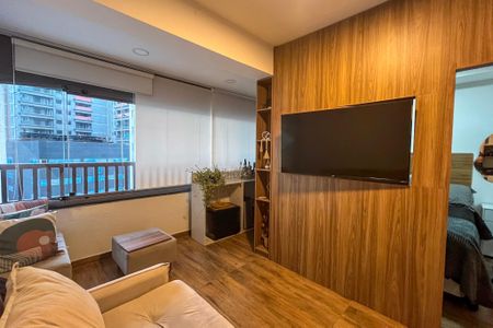 Sala de apartamento para alugar com 1 quarto, 32m² em Vila Gumercindo, São Paulo