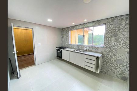 Casa à venda com 380m², 4 quartos e 4 vagas