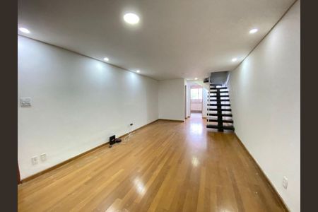 Casa à venda com 380m², 4 quartos e 4 vagas