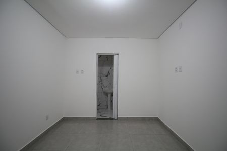 Quarto  de casa para alugar com 2 quartos, 35m² em Parque Pinheiros, Taboão da Serra
