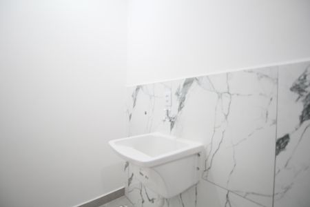 Área de Serviço de casa para alugar com 2 quartos, 35m² em Parque Pinheiros, Taboão da Serra