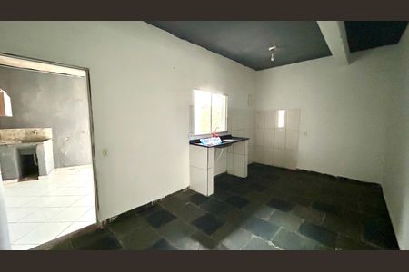 Casa para alugar com 55m², 1 quarto e 2 vagas Casa para alugar com 55m², 1 quarto e 2 vagasCozinha