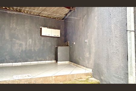 Casa para alugar com 55m², 1 quarto e 2 vagas Casa para alugar com 55m², 1 quarto e 2 vagasÁrea de Serviço
