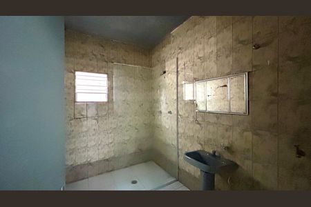 Banheiro  de casa para alugar com 1 quarto, 55m² em Parque Primavera, Guarulhos