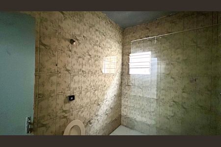 Casa para alugar com 55m², 1 quarto e 2 vagas Casa para alugar com 55m², 1 quarto e 2 vagasBanheiro