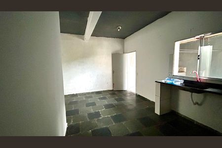 Casa para alugar com 55m², 1 quarto e 2 vagas Casa para alugar com 55m², 1 quarto e 2 vagasCozinha
