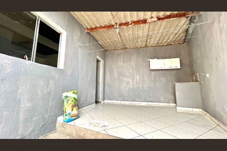 Casa para alugar com 55m², 1 quarto e 2 vagas Casa para alugar com 55m², 1 quarto e 2 vagasÁrea de Serviço