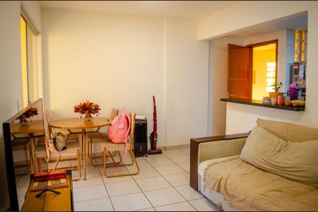 Apartamento à venda com 70m², 3 quartos e 1 vaga Apartamento à venda com 70m², 3 quartos e 1 vagaSala