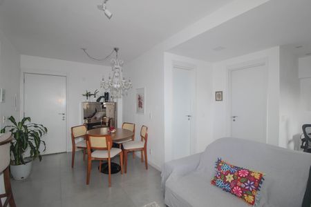 Apartamento à venda com 58m², 2 quartos e 1 vaga Apartamento à venda com 58m², 2 quartos e 1 vagaSala