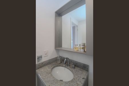 Apartamento à venda com 58m², 2 quartos e 1 vaga Apartamento à venda com 58m², 2 quartos e 1 vagaBanheiro da Suíte