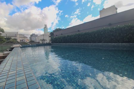 Apartamento à venda com 58m², 2 quartos e 1 vaga Apartamento à venda com 58m², 2 quartos e 1 vagaÁrea comum - Piscina