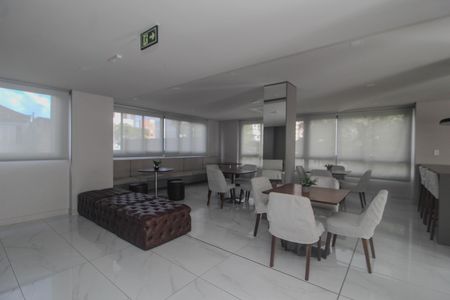 Apartamento à venda com 58m², 2 quartos e 1 vaga Apartamento à venda com 58m², 2 quartos e 1 vagaÁrea comum - Salão de festas