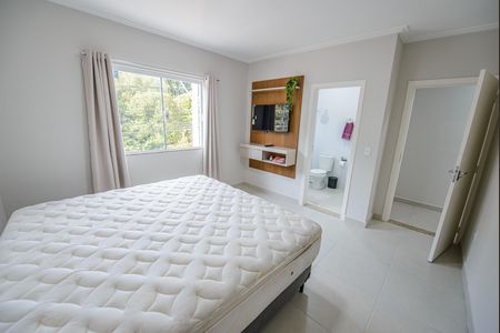 Apartamento para alugar com 210m², 3 quartos e 2 vagas Apartamento para alugar com 210m², 3 quartos e 2 vagasSuíte