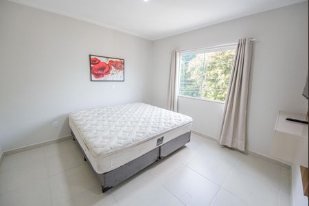 Apartamento para alugar com 210m², 3 quartos e 2 vagas Apartamento para alugar com 210m², 3 quartos e 2 vagasSuíte