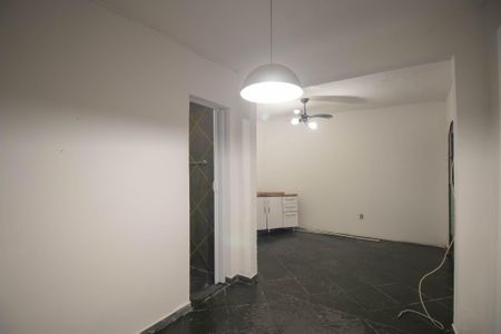 Casa para alugar com 50m², 2 quartos e 1 vagaSala