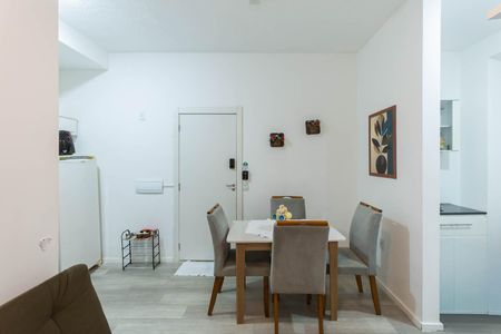 Sala de apartamento para alugar com 1 quarto, 43m² em Santo Cristo, Rio de Janeiro