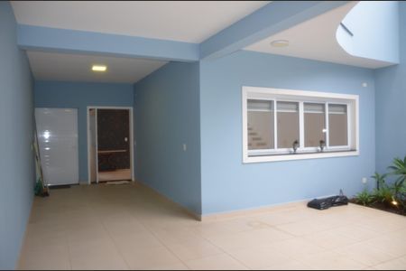 Casa para alugar com 234m², 3 quartos e 3 vagasFoto 03