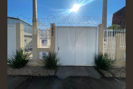 Casa para alugar com 51m², 2 quartos e 1 vaga Casa para alugar com 51m², 2 quartos e 1 vagaPlaca instalada em 27/06/2025 com o código VZOE-21