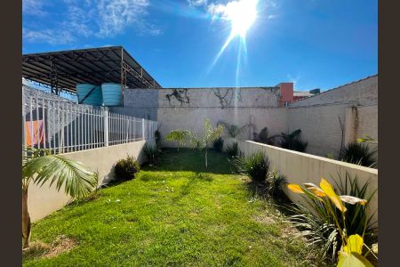Casa para alugar com 51m², 2 quartos e 1 vaga