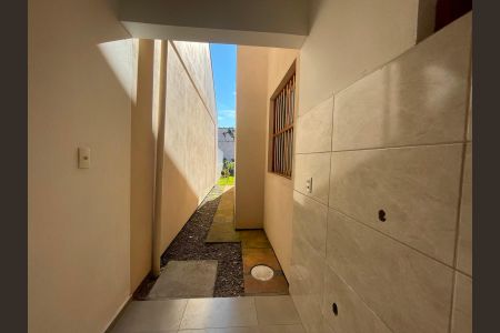 Casa para alugar com 51m², 2 quartos e 1 vaga